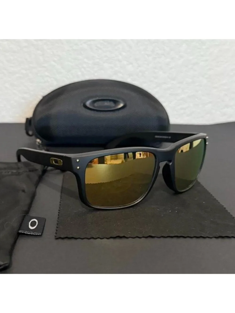 OO9102 Oakley Holbrook 24k Gold Prizm Polarized Sunglasses - Picture 8 of 8